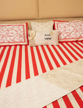 Red stripes